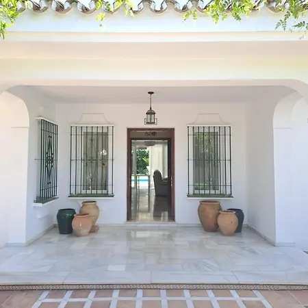 Noctua Pool And 013 Villa