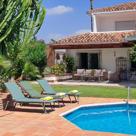 Noctua Pool And 013 Villa Estepona
